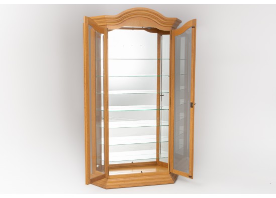 Dish cabinet