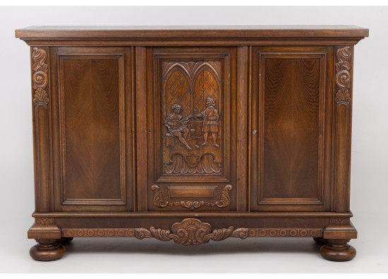 Dish cabinet 