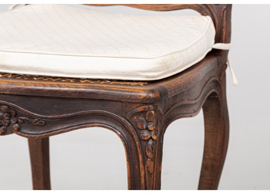 Chairs  (12 items)