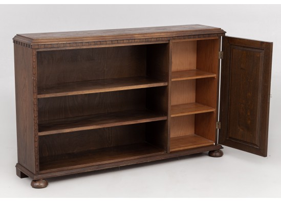 Books shelf