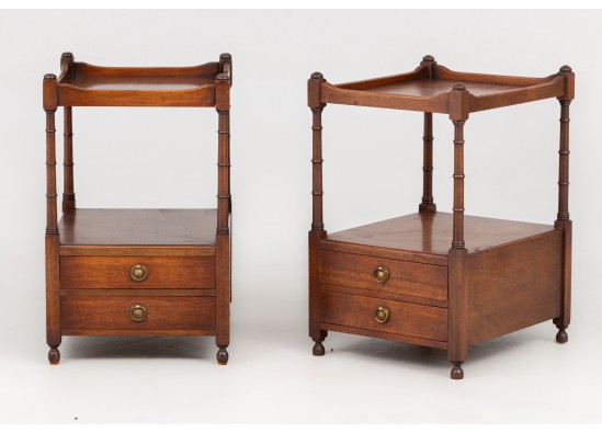 Commodes  (2 items)