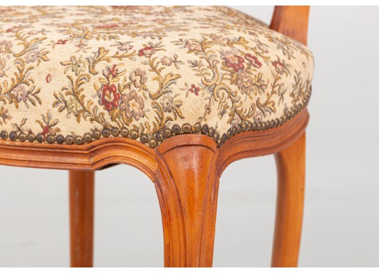 Chairs (6 items)