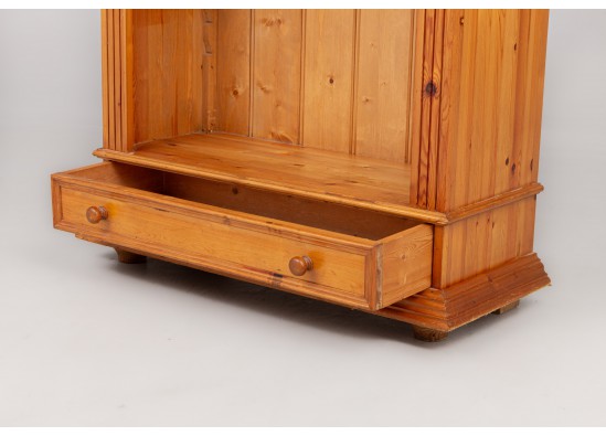 Bookshelf