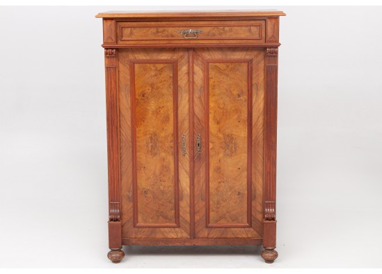 Dish cabinet-commode