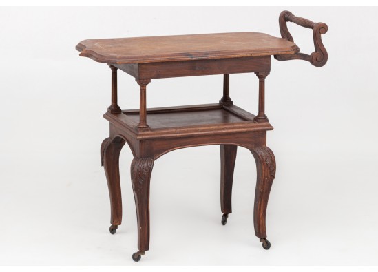 Tray table
