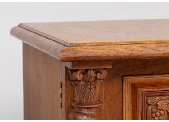 Dining room furniture