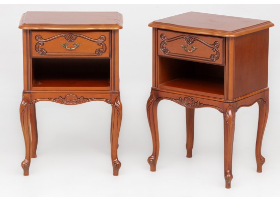 Commode (2 items)