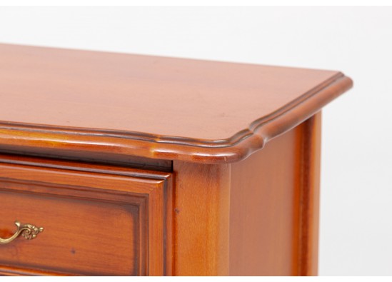 Commode (2 items)