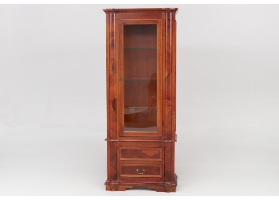 Dish cabinet