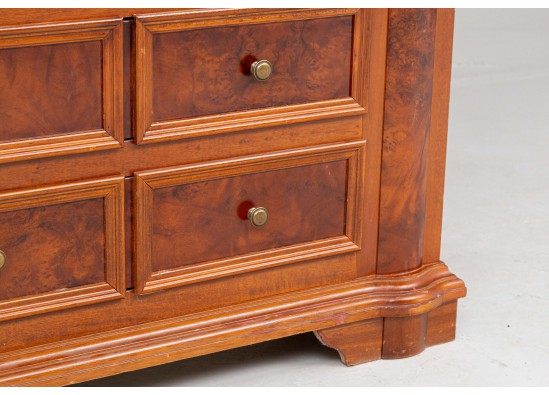 Dish cabinet