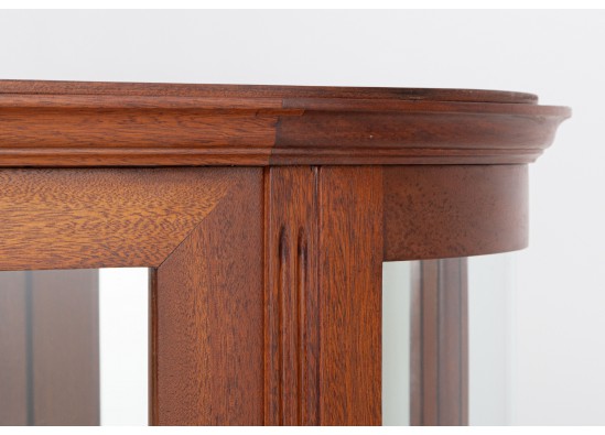 Dish cabinet