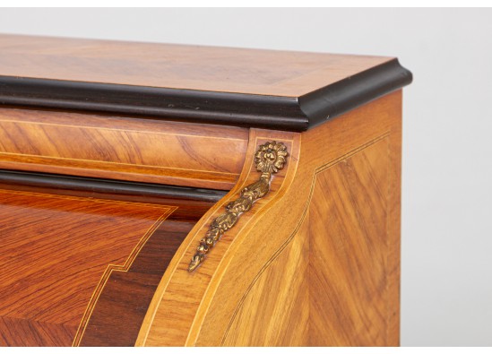 Secretaire