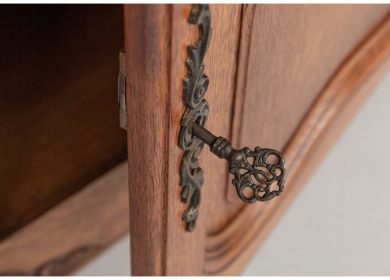 Dining room furniture