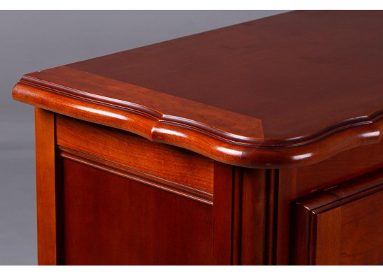 Dish cabinet
