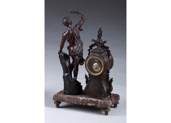 Clock and vases (2 items)