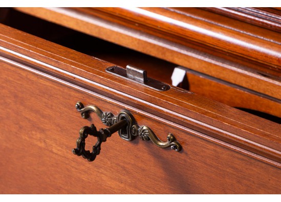Secretaire
