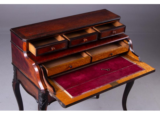 Secretaire