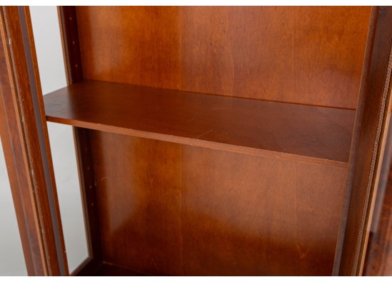 Dish cabinet