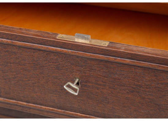 Secretaire