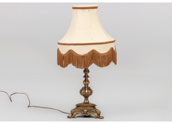 Table lamp