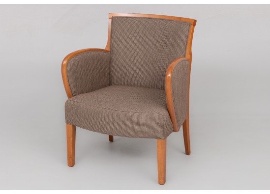 Armchairs  (4 items)
