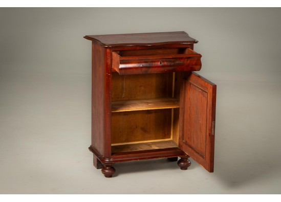 Commode