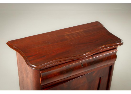 Commode