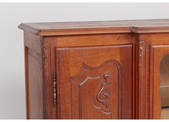 Dining room furniture
