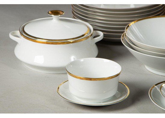 Dinner service 
