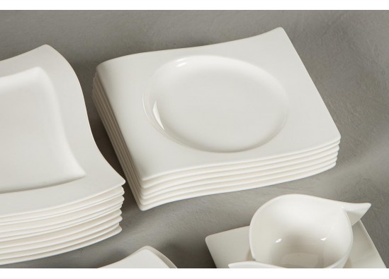 Dinner service 