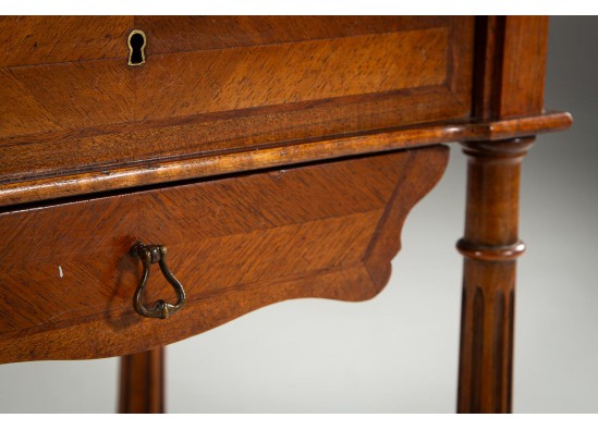 Sewing table 