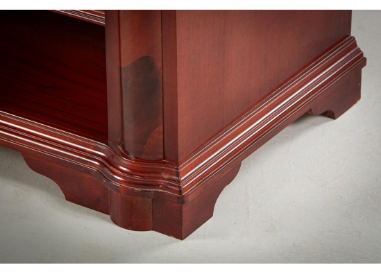 TV Commode