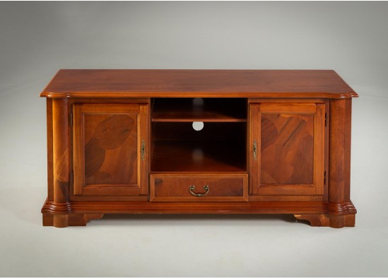 TV Commode