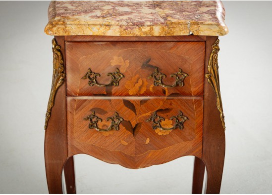 Commode 