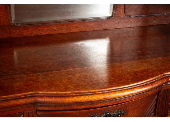 Dish cabinet 
