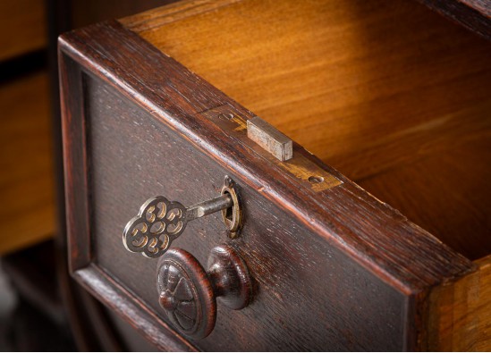 Commode 