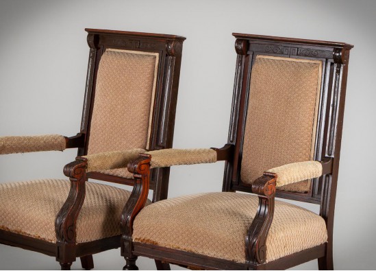 Armchair (2 items)