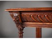 Serving table