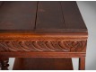 Serving table