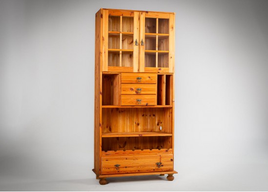 Dish cabinet - Shelf