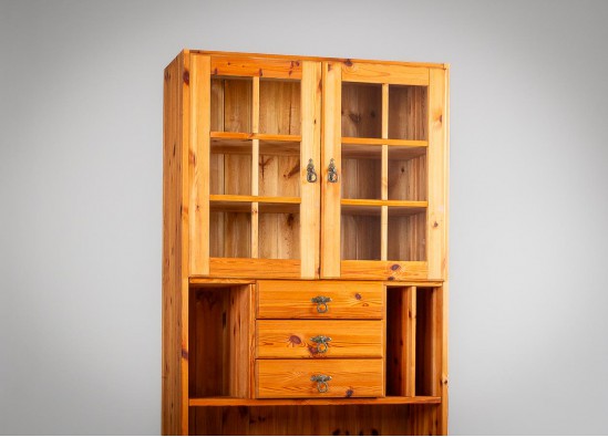 Dish cabinet - Shelf