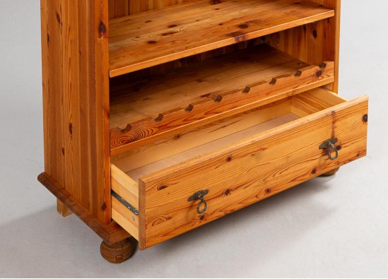 Dish cabinet - Shelf
