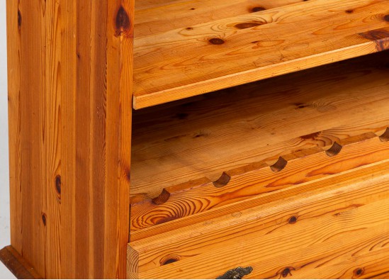 Dish cabinet - Shelf