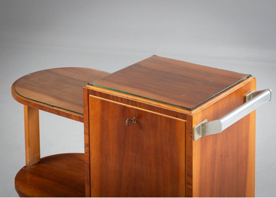 Table - bar