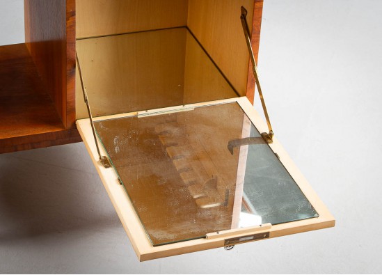Table - bar
