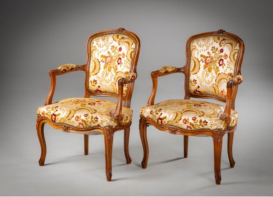 Armchair (2 items)