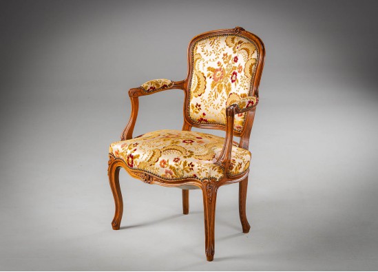 Armchair (2 items)