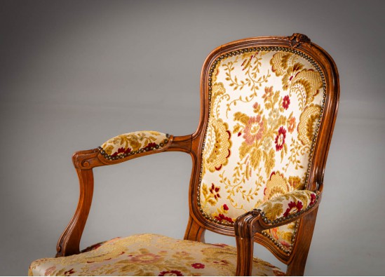 Armchair (2 items)