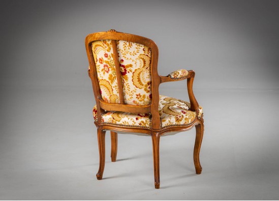 Armchair (2 items)