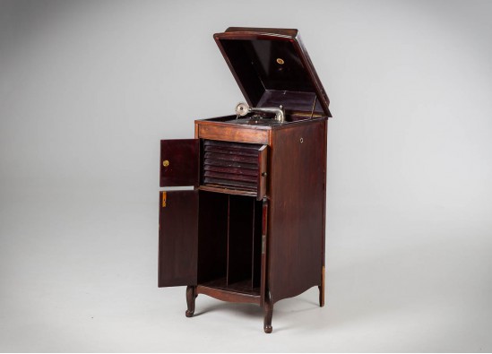 Turntable